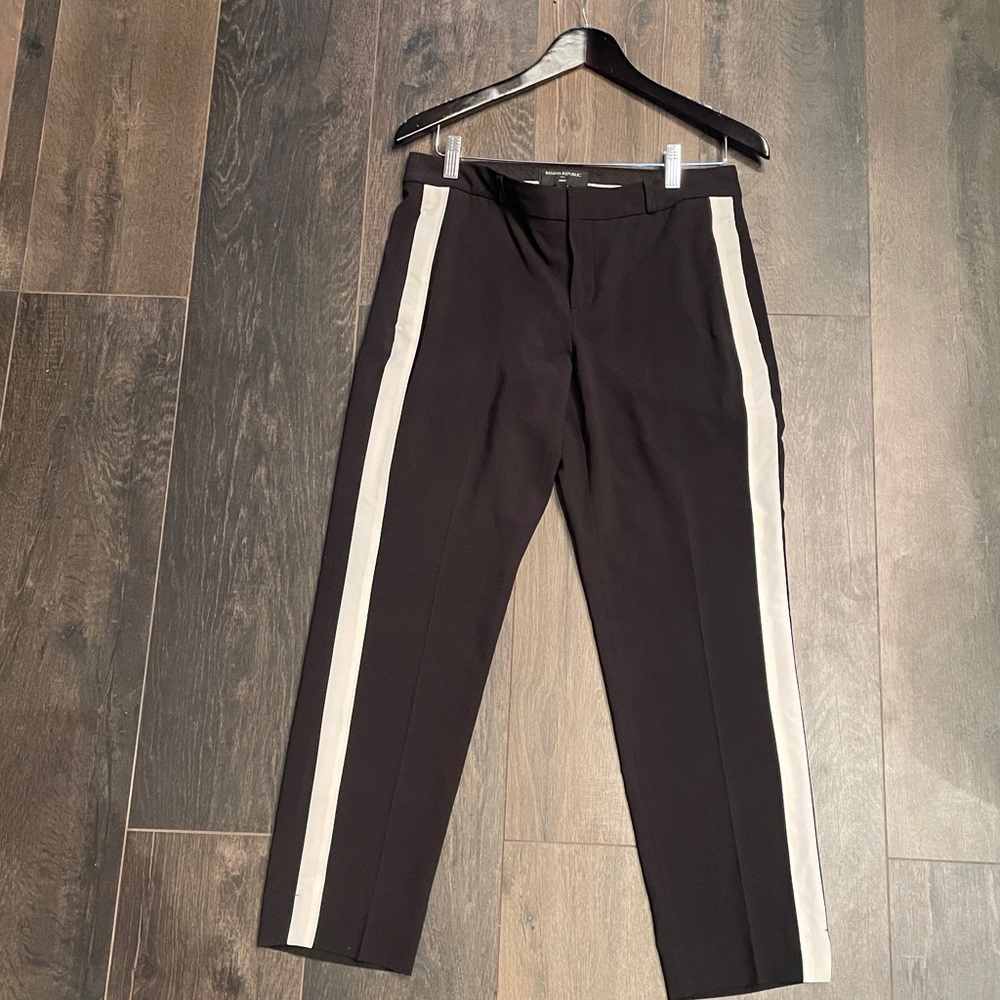 Banana Republic Avery Pants (Size 4) Black w White Stripe